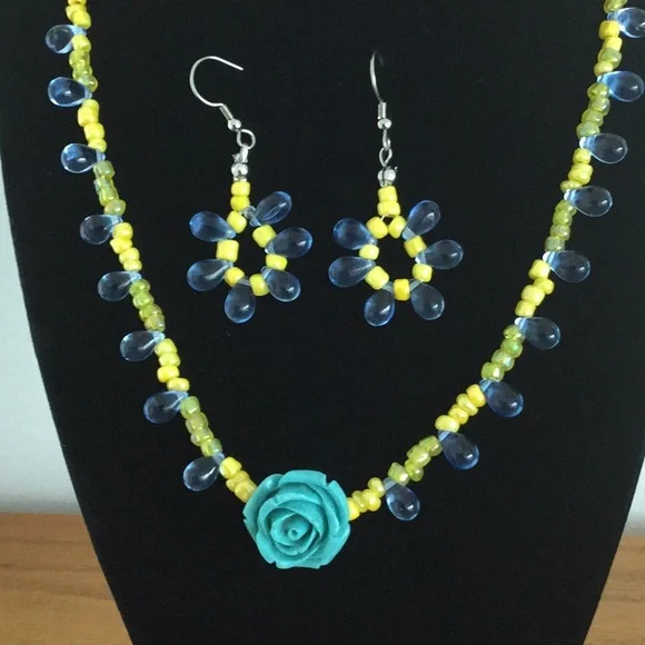 🌺2for$30Beautiful  glass beads set of necklace &earnings - Picture 2 of 6